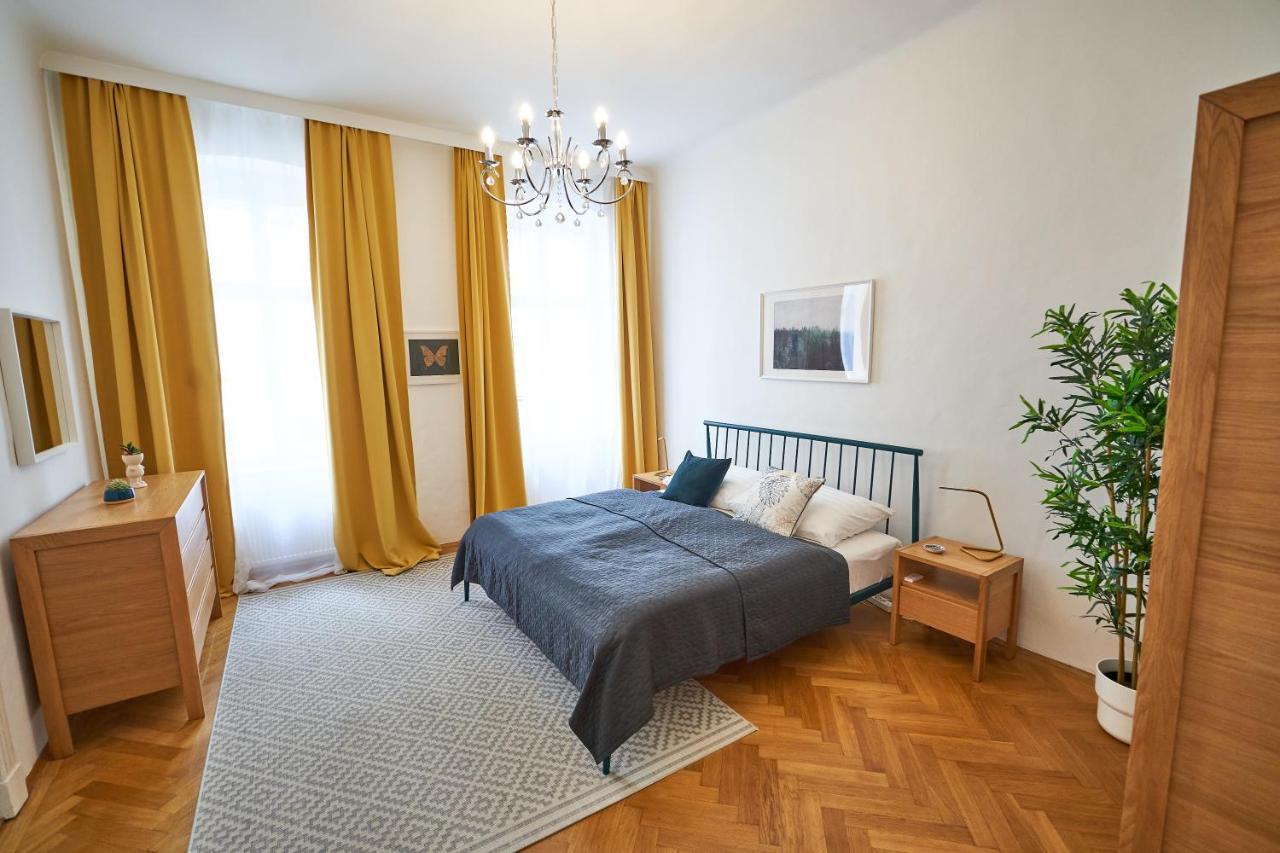 Renovated & Cozy - Close To Museumsquartier Viena Exterior foto